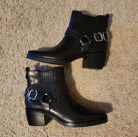 Sam Edelman bellamie black booties - Picture 1 of 13